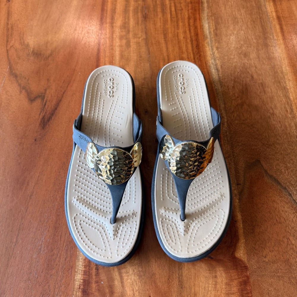 Crocs Women's Brown/Gold Sanrah Wedge‎ Sandals Size 10